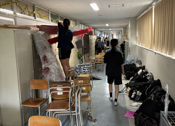 080902 文化祭準備1年 (10)